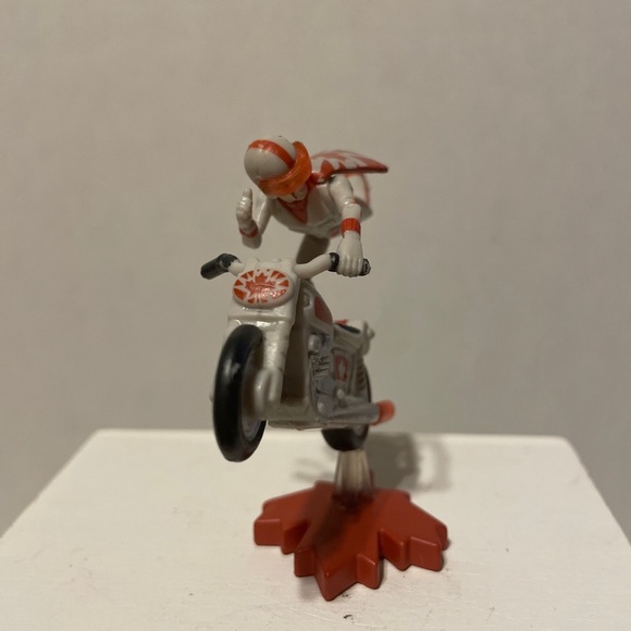 DISNEY PIXAR TOY STORY 4 DUKE CABOOM PLAY FIGURE 30 - Picture 4 of 7